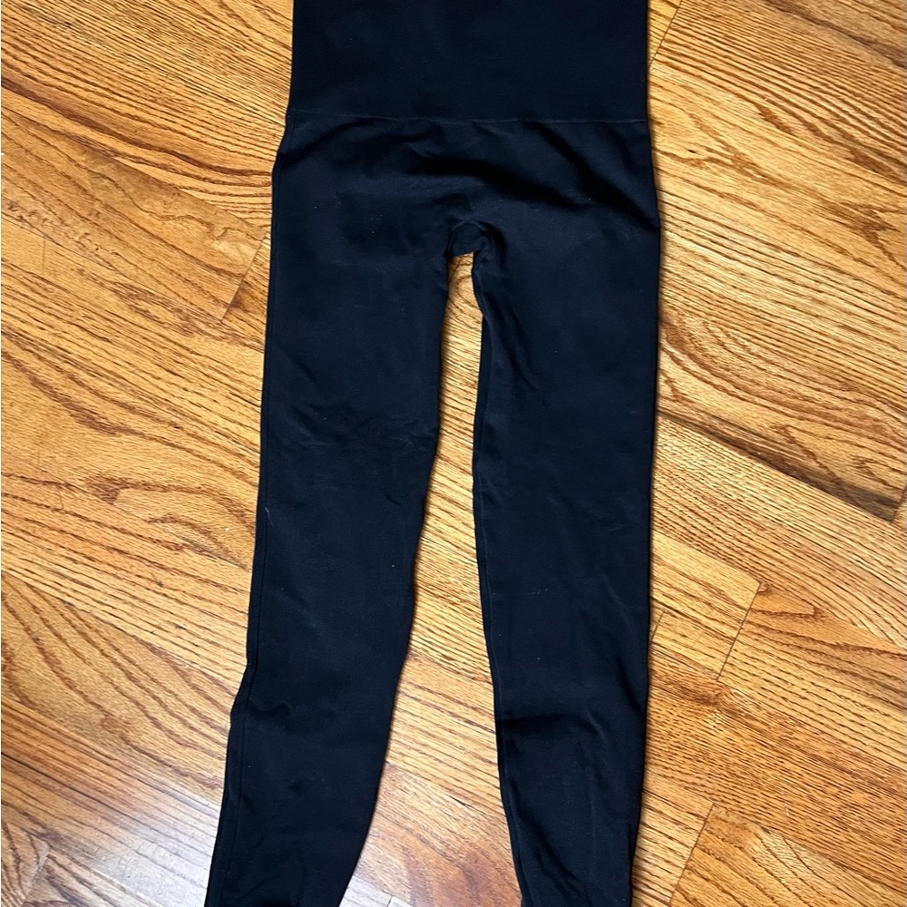SPANX Black Look At Me Now High-Waisted Crop Leggings - Picture 5 of 6